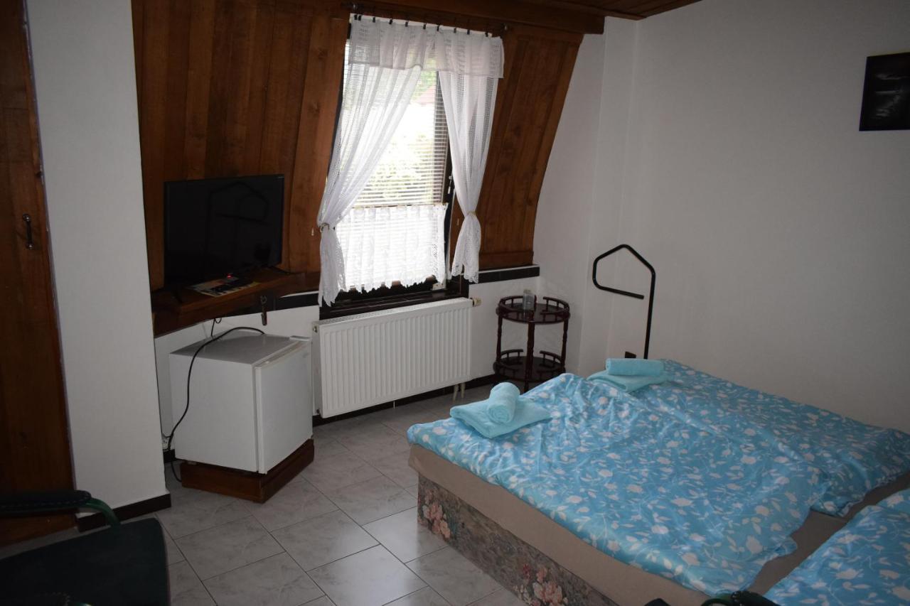 Penzion Rony Radejov Экстерьер фото