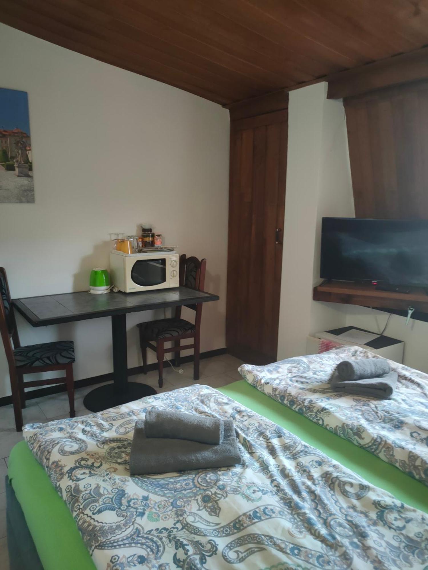 Penzion Rony Radejov Экстерьер фото